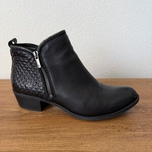 Lucky Brand Black Leather Ankle Booties Size 10M